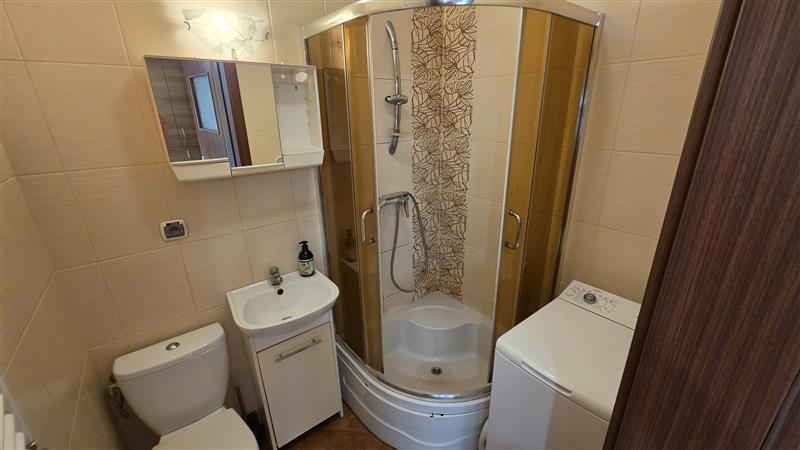 370 0 12546482 0 160