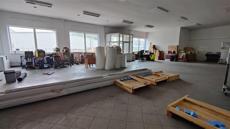 Hala produkcyjno - magazynowa, Koszalin - salon sprzedaży