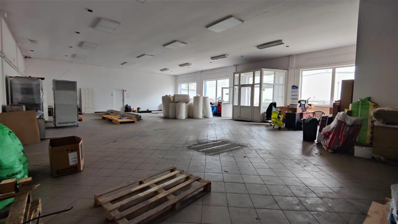 Hala produkcyjno - magazynowa, Koszalin - salon sprzedaży