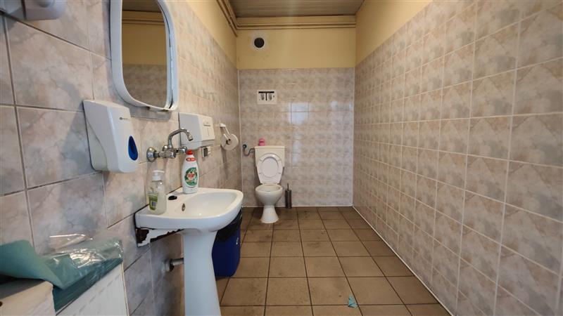 Hala produkcyjno - magazynowa, Koszalin - łazienka